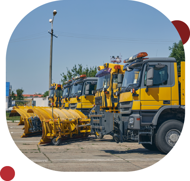 Imagem da seção 2 da landing page da Sillion. Frota de caminhões e escavadeiras.